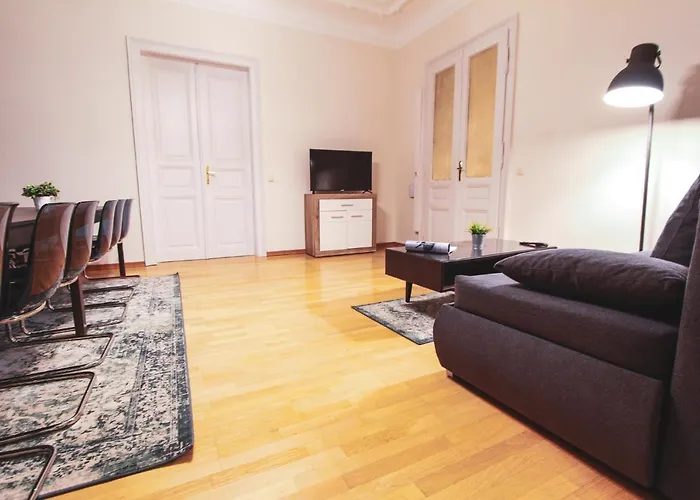 Erdberg I Contactless Check-in Apartment